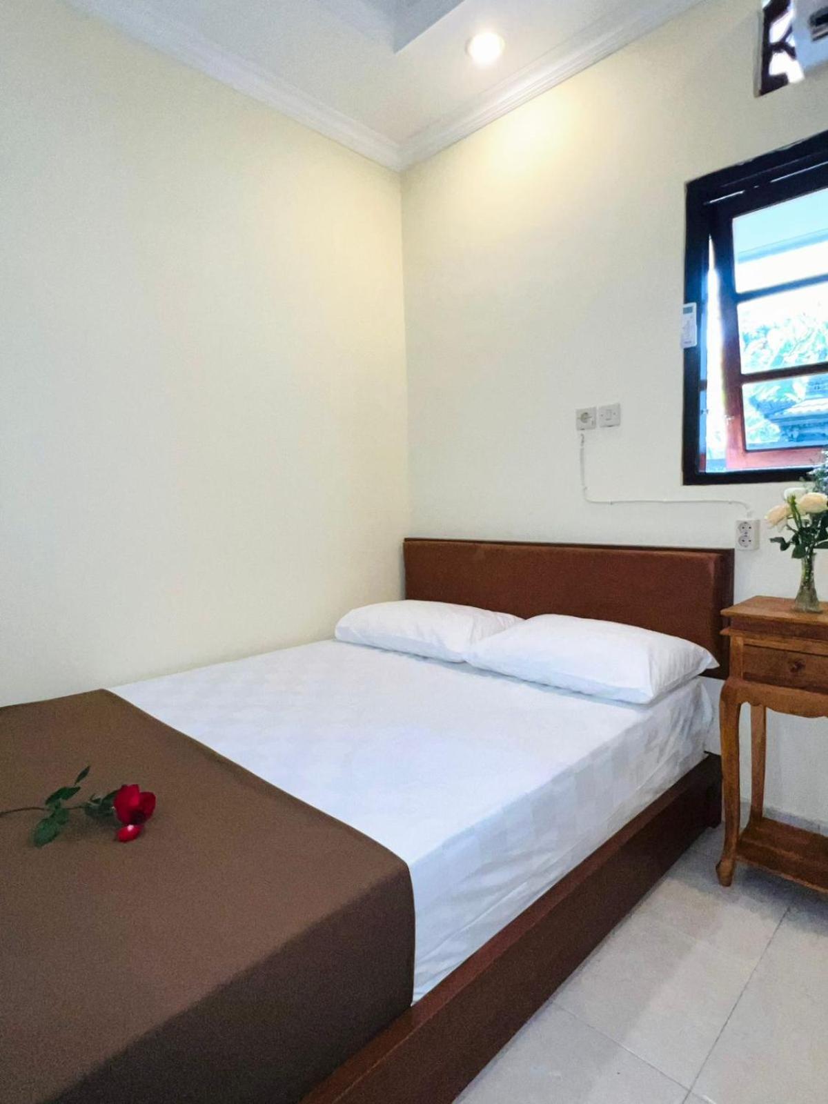Zigiz Lovina Hostel Eksteriør billede